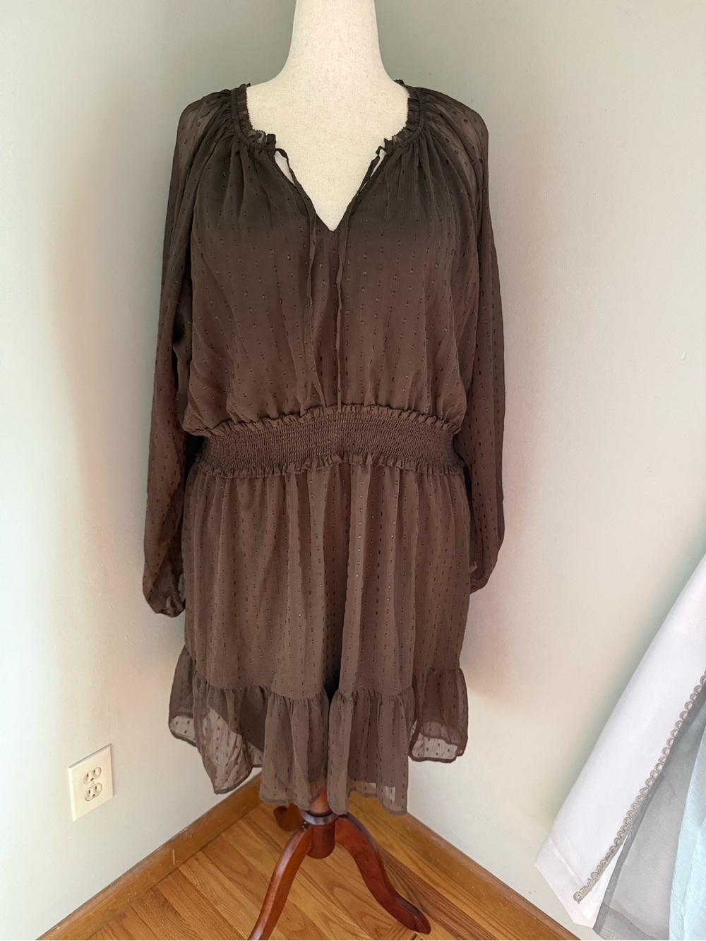 Old Navy Brown Swiss Dot Smocked Waist Dress